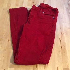 Red skinny jeans perfect for the winter wardrobe